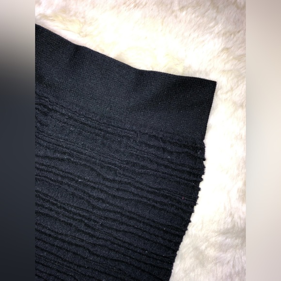 Mini Skirt - Picture 3 of 4